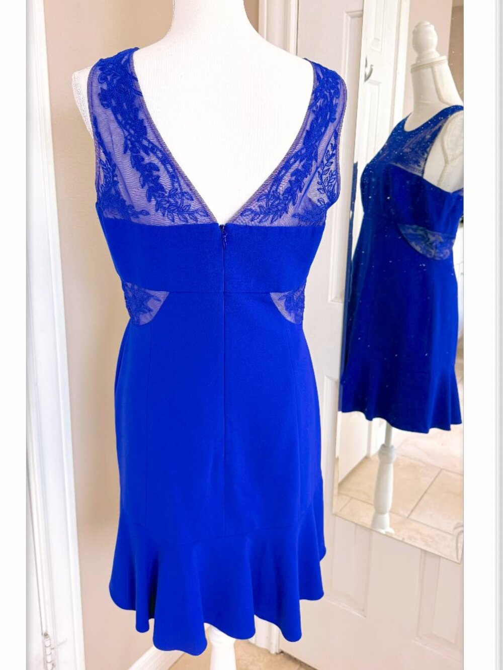 BCBG blue embroidered Cocktail dress Size 12 - Picture 4 of 5